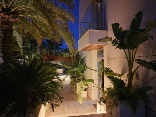 Casa independiente en calle Holanda, 91