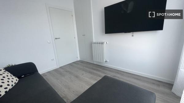 Chambre en appartement partagé à Santa Cruz de Bezana