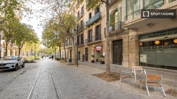 Apartamento de 2 dormitorios en alquiler en el Eixample, Barcelona