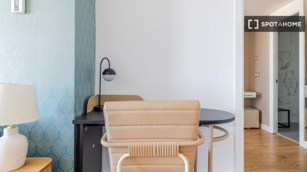 Piso en alquiler de 1 dormitorio en Castillejos, Madrid