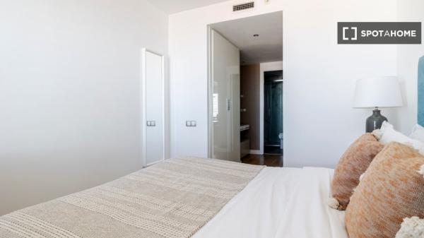 Piso en alquiler de 1 dormitorio en Castillejos, Madrid