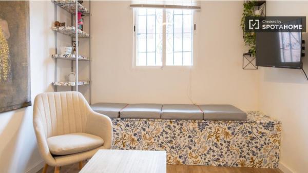Piso de 1 dormitorio en alquiler en Costillares, Madrid