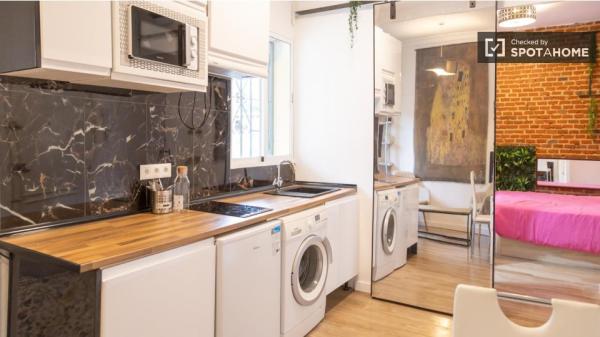 Piso de 1 dormitorio en alquiler en Costillares, Madrid