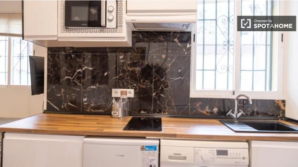 Piso de 1 dormitorio en alquiler en Costillares, Madrid