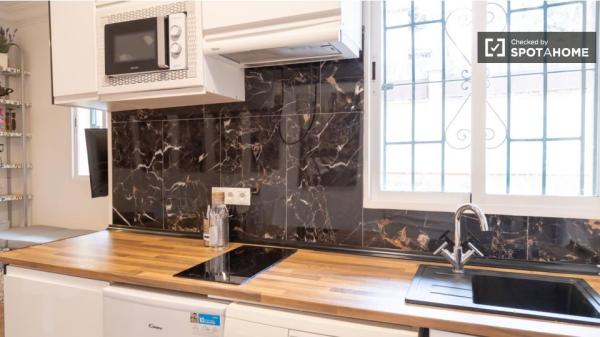 Piso de 1 dormitorio en alquiler en Costillares, Madrid