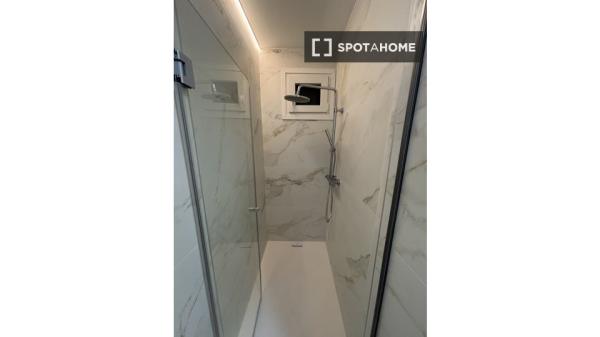 Estudio en alquiler en Cabanyal-Canyamelar, Valencia.