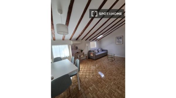 Estudio en alquiler en Trafalgar, Madrid