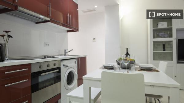 Piso de 2 habitaciones en alquiler en Vila de Gràcia, Barcelona