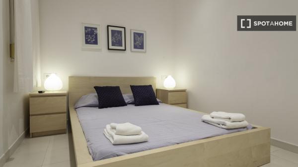 Piso de 2 habitaciones en alquiler en Vila de Gràcia, Barcelona