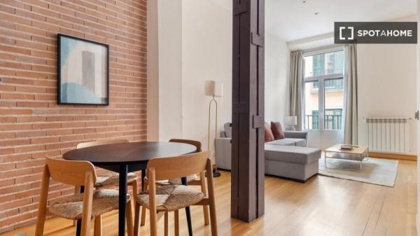 1-Zimmer-Wohnung zur Miete in Cortes, Madrid