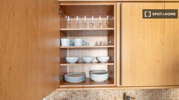 1-Zimmer-Wohnung zur Miete in Cortes, Madrid