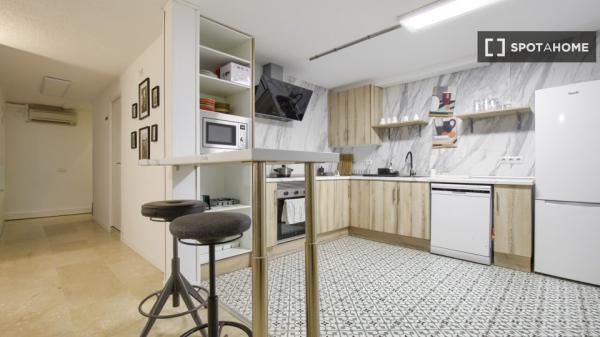 Habitación en piso compartido en alquiler en Piovera, Madrid