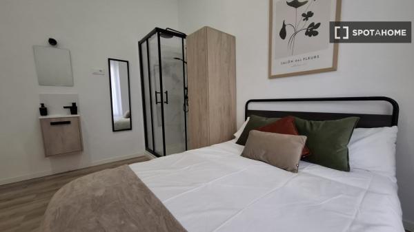Zimmer zu vermieten im Zentrum von Madrid