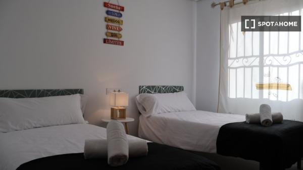 Appartement de 2 chambres à louer à Alfafar, Valence.