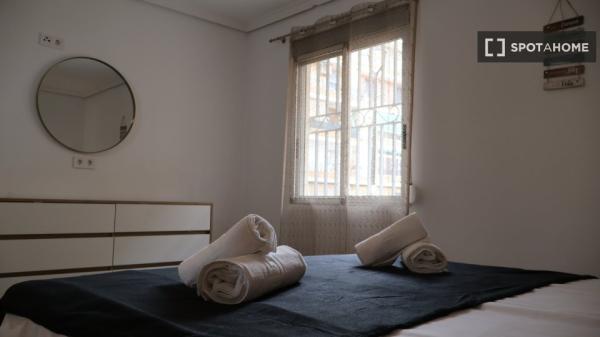 Appartement de 2 chambres à louer à Alfafar, Valence.