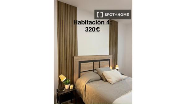 Room in shared 4-bedroom, Casería de Montijo, Granada