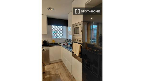 Zimmer in einer 3-Zimmer-WG in Leganés zu vermieten