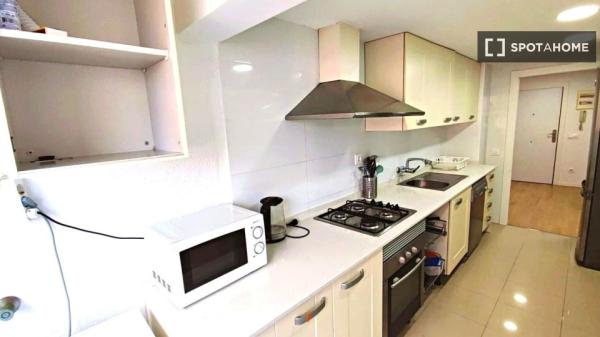 Pokój we wspólnym mieszkaniu w València