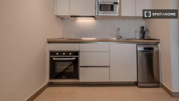 Mieszkanie z 2 sypialniami, La Trinidad Oeste, Malaga