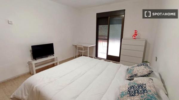 Habitación en piso compartido en Burjasot