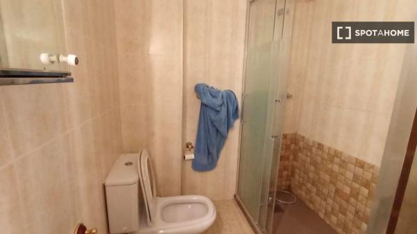 Habitación en piso compartido en Burjasot