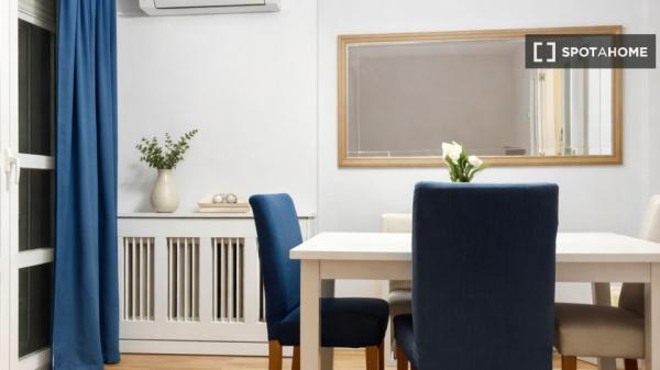 4-pokojowe mieszkanie do wynajęcia w Aravaca, Madryt