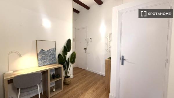 Estudio en alquiler en El Raval, Barcelona