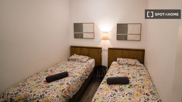 Apartamento de 2 habitaciones en alquiler en El Gòtic, Barcelona