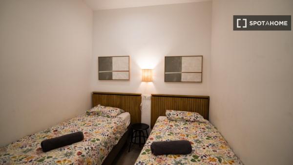 Apartamento de 2 habitaciones en alquiler en El Gòtic, Barcelona