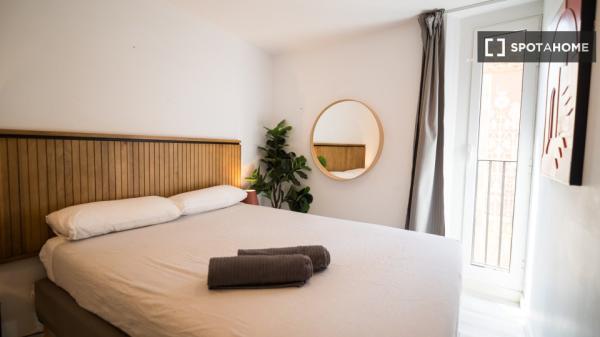 Apartamento de 2 habitaciones en alquiler en El Gòtic, Barcelona