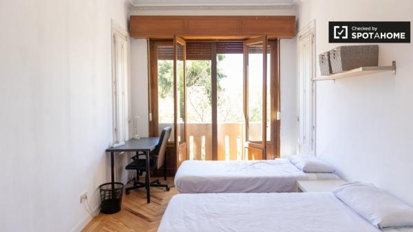 Habitación en Ríos Rosas, Madrid en alquiler