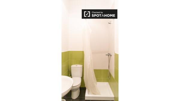 Habitación en Ríos Rosas, Madrid en alquiler