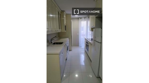 Apartamento de 1 dormitorio en alquiler en Pacífico, Madrid