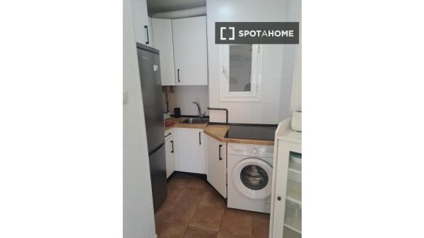 2-bedroom apartment for rent in Concepción, Madrid
