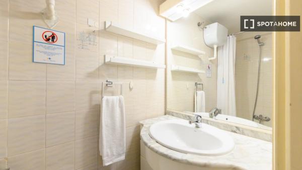 Studio zur Miete in Trafalgar, Madrid.