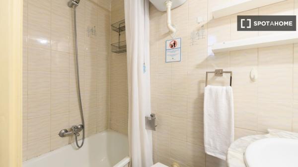 Studio zur Miete in Trafalgar, Madrid.