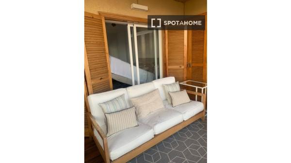 Appartement de 2 chambres à louer à Altea