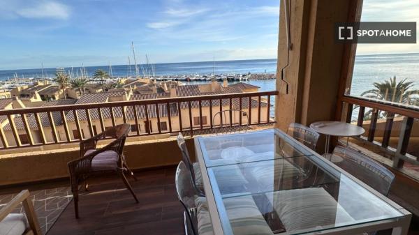 Appartement de 2 chambres à louer à Altea