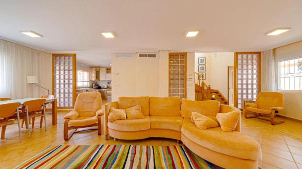 Casa independiente en calle Monteperdido, 46