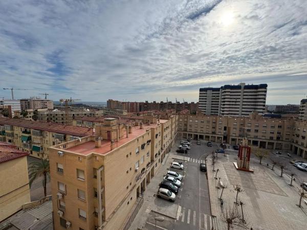 Piso en calle Hermanos Machado