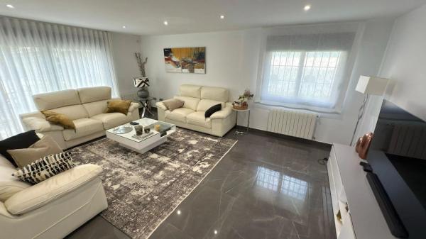 Casa independiente en calle la Gavina