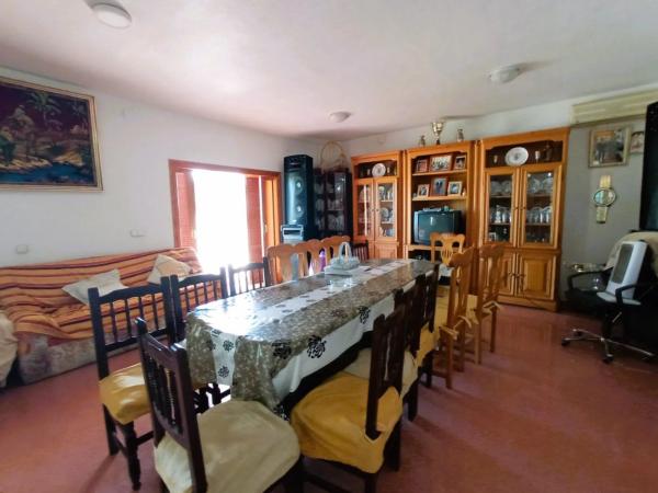 Casa independiente en avenida Alcoy