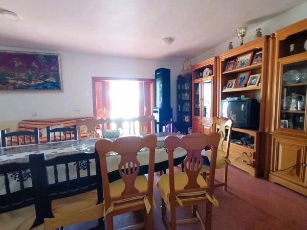 Casa independiente en avenida Alcoy