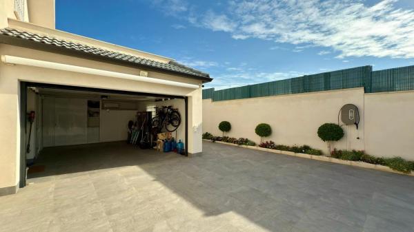 Casa independiente en calle la Gavina