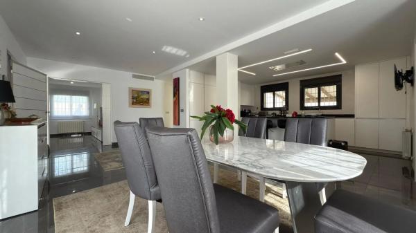 Casa independiente en calle la Gavina