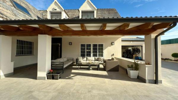 Casa independiente en calle la Gavina