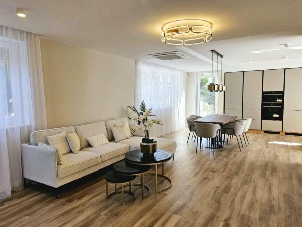 Casa independiente en Partida Carrió Park