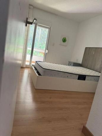 Chalet pareado en avenida de Oscar Esplà, 8