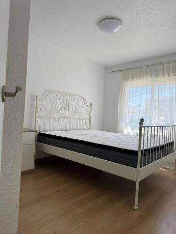 Chalet pareado en avenida de Oscar Esplà, 8