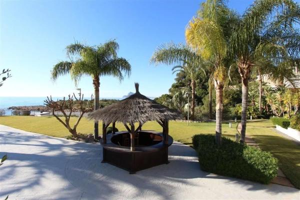 Piso en ronda de la Marina